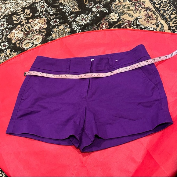 NEW YORK & COMPANY Purple 12 Short Shorts - Picture 4 of 8